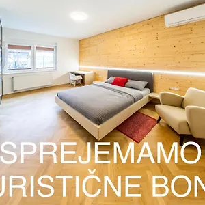  Apartman Kamr'ca